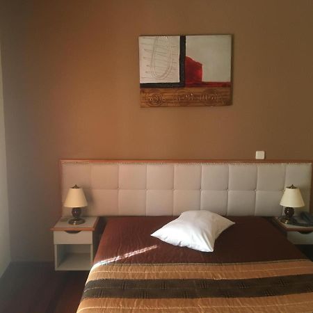 Bed and Breakfast Florinda Chaves Esterno foto