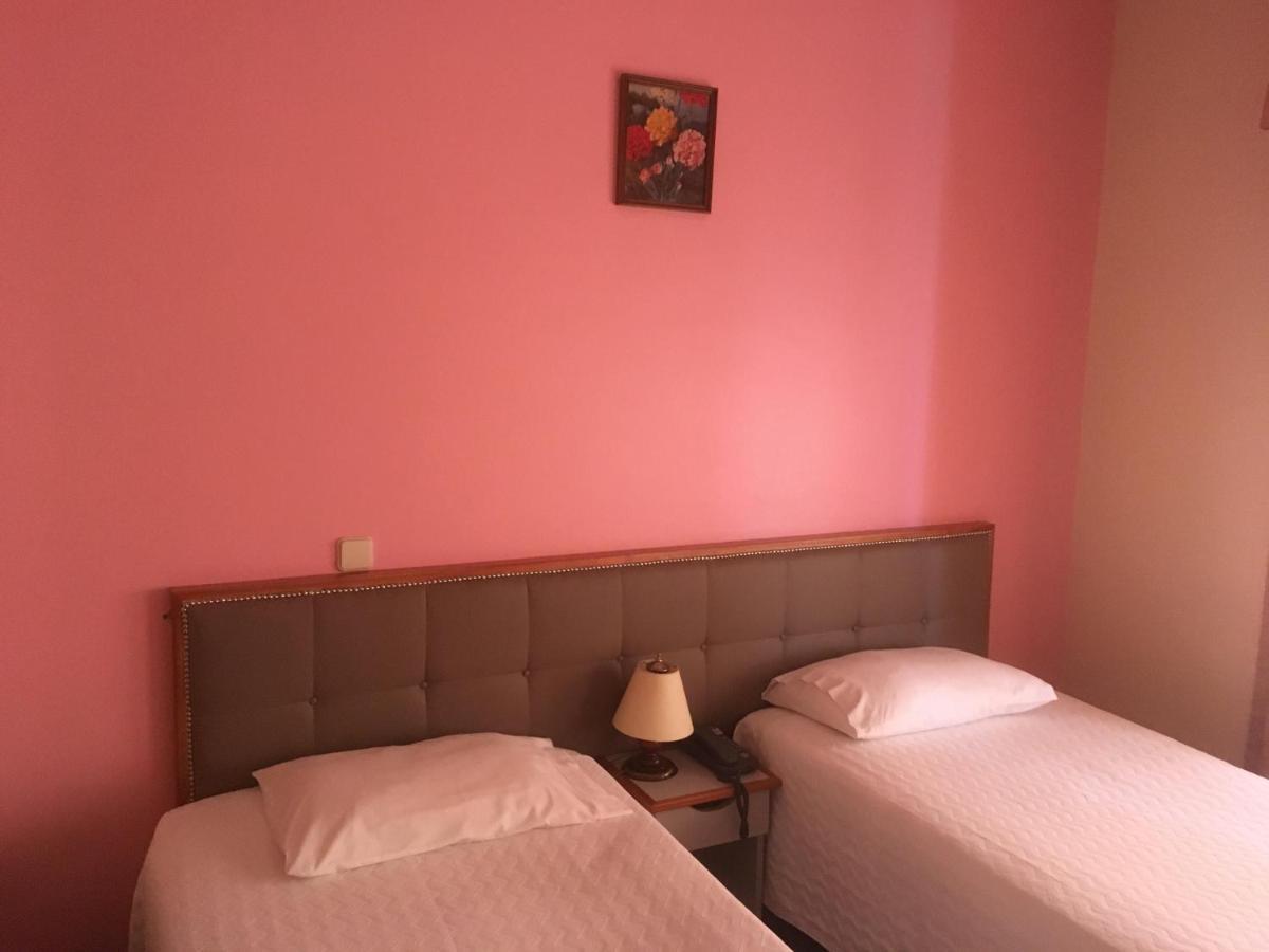 Bed and Breakfast Florinda Chaves Esterno foto